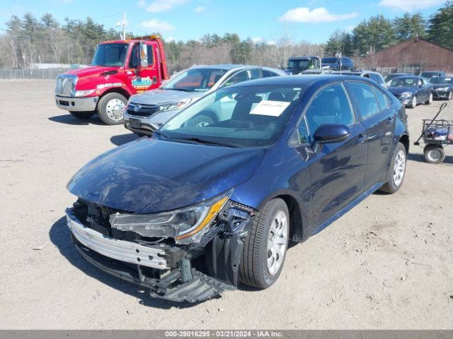 5YFEPMAE3NP272476 Toyota COROLLA LE