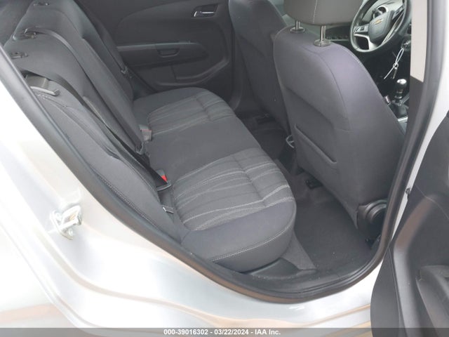1G1JD6SH5E4193527 Chevrolet Sonic Lt Manual