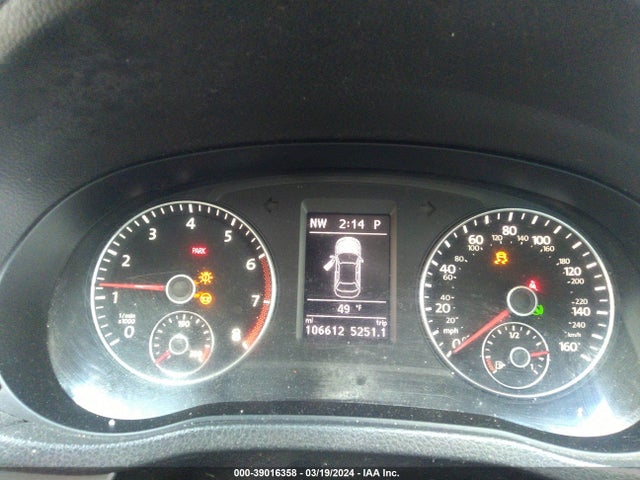 1VWBT7A37FC059827 Volkswagen Passat 1.8t Se