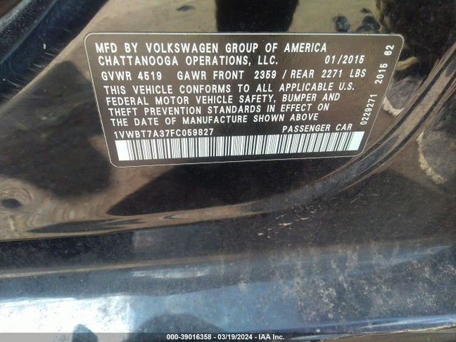 1VWBT7A37FC059827 Volkswagen Passat 1.8t Se