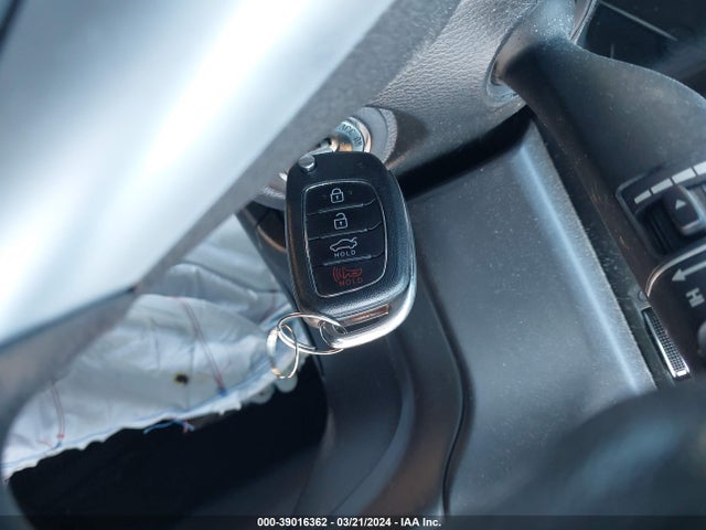 Hyundai SONATA SE 2019 5NPE24AF7KH743996 Image 11
