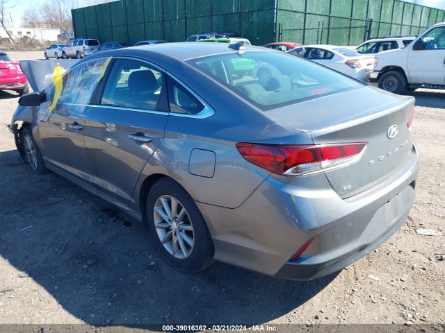 Hyundai SONATA SE 2019 5NPE24AF7KH743996 Image 3