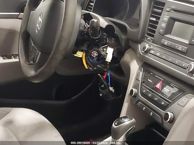 Hyundai ELANTRA SE 2017 5NPD74LF9HH130667 Image 12