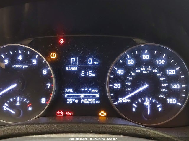 Hyundai ELANTRA SE 2017 5NPD74LF9HH130667 Image 7