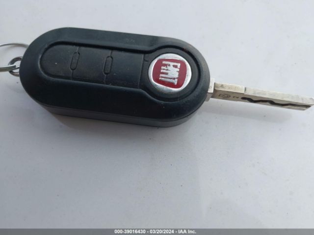3C3CFFKR4HT557944 Fiat 500 POP