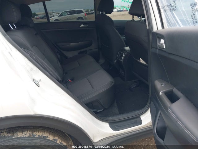 KIA Sportage Lx 2022 KNDPM3AC1N7957829 Image 8