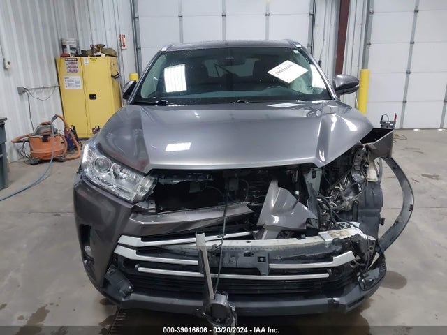 Toyota Highlander Xle 2017 5TDJZRFH6HS448988 Image 12
