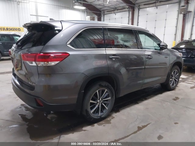 Toyota Highlander Xle 2017 5TDJZRFH6HS448988 Image 4
