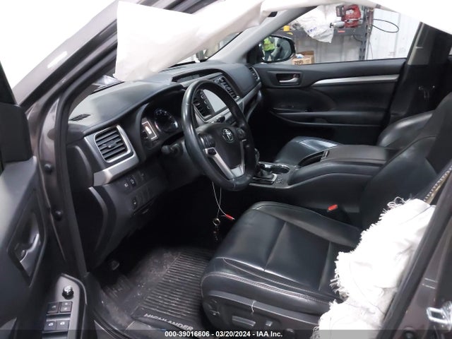 Toyota Highlander Xle 2017 5TDJZRFH6HS448988 Image 5