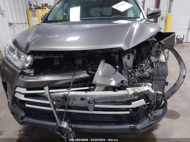 Toyota Highlander Xle 2017 5TDJZRFH6HS448988 Image 6