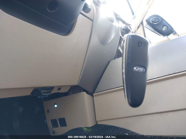 Ford Expedition Limited 2016 1FMJU1KTXGEF41877 Image 11