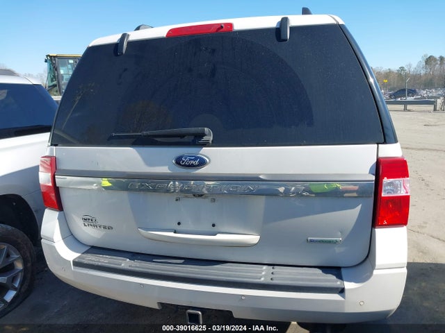 Ford Expedition Limited 2016 1FMJU1KTXGEF41877 Image 16