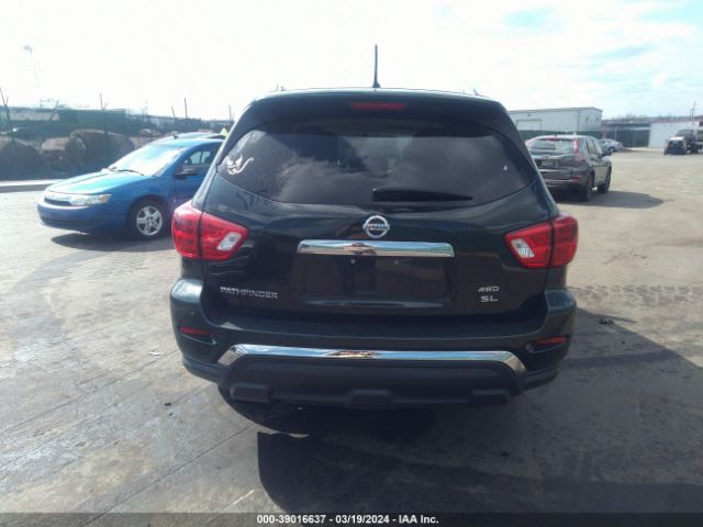 5N1DR2MM1JC651648 Nissan Pathfinder Sl