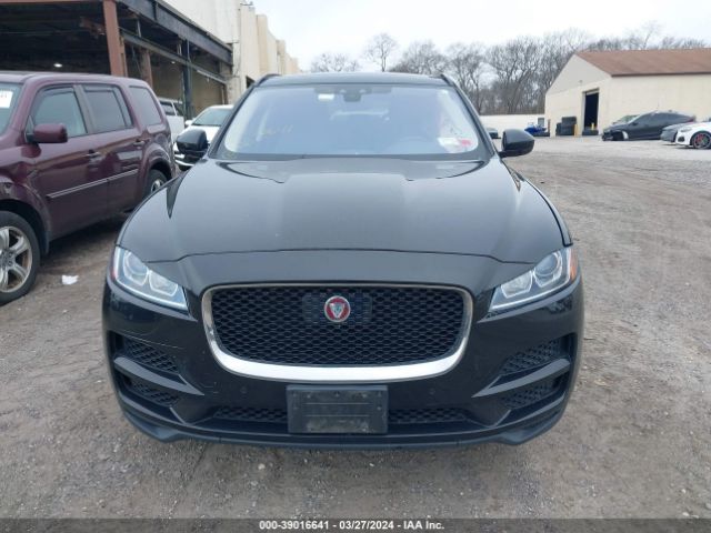 SADCJ2FX7KA357008 Jaguar F-pace 25t Premium