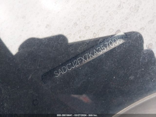 SADCJ2FX7KA357008 Jaguar F-pace 25t Premium