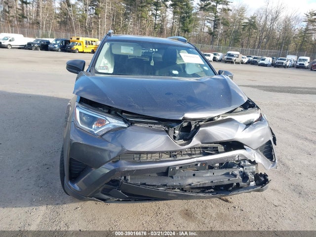 Toyota RAV4 LE 2016 JTMBFREV4GJ054812 Image 12