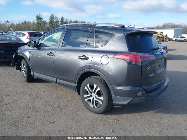 Toyota RAV4 LE 2016 JTMBFREV4GJ054812 Image 3