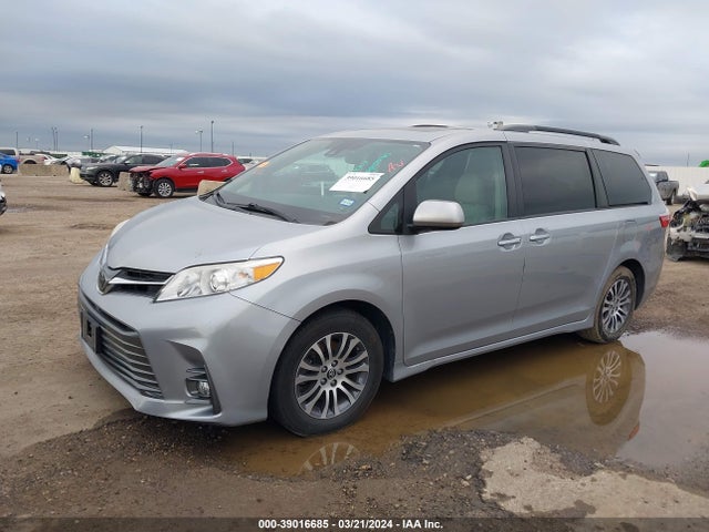 Toyota Sienna Xle 8 Passenger 2018 5TDYZ3DC9JS943355 Image 13