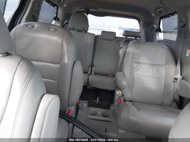 Toyota Sienna Xle 8 Passenger 2018 5TDYZ3DC9JS943355 Image 8