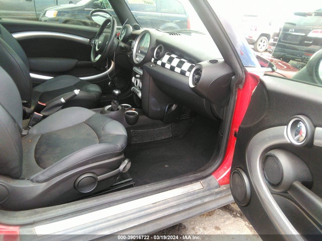 2007 MINI COOPER S WMWMF73597TT84706 Photo 4