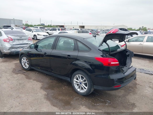 Ford FOCUS SE 2016 1FADP3F23GL382871 Image 3