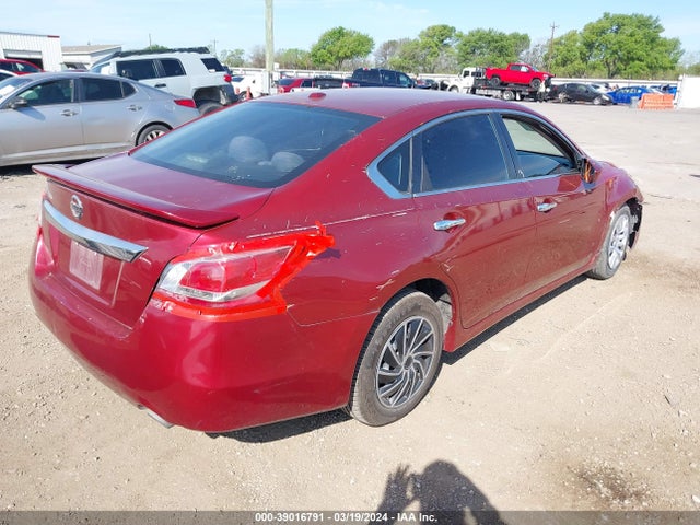 Nissan Altima 2015 1N4AL3AP0FN319795 Image 4