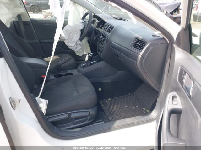 3VW267AJ1GM337644 Volkswagen Jetta 1.4t S