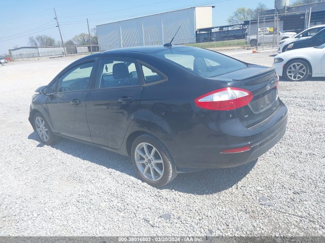 Ford FIESTA SE 2018 3FADP4BJ3JM111219 Image 3