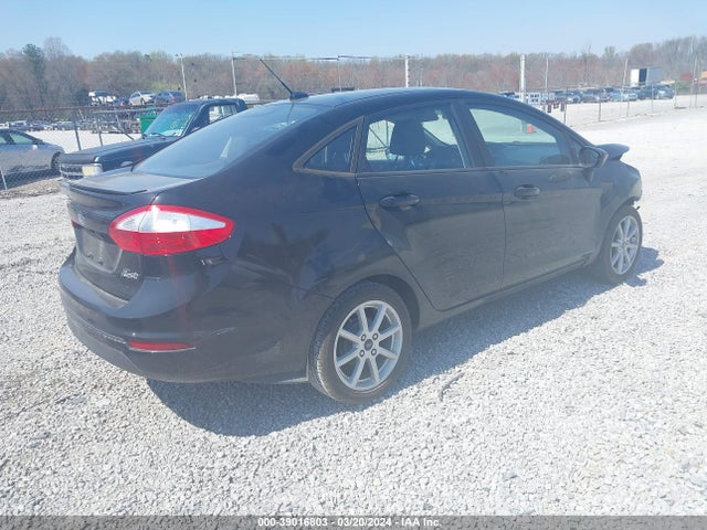 Ford FIESTA SE 2018 3FADP4BJ3JM111219 Image 4