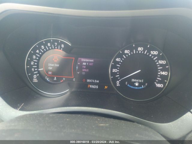 3LN6L2GK8ER804702 Lincoln MKZ