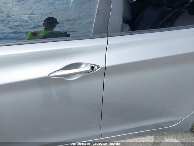 Hyundai ELANTRA SE 2015 KMHDH4AE1FU412792 Image 6