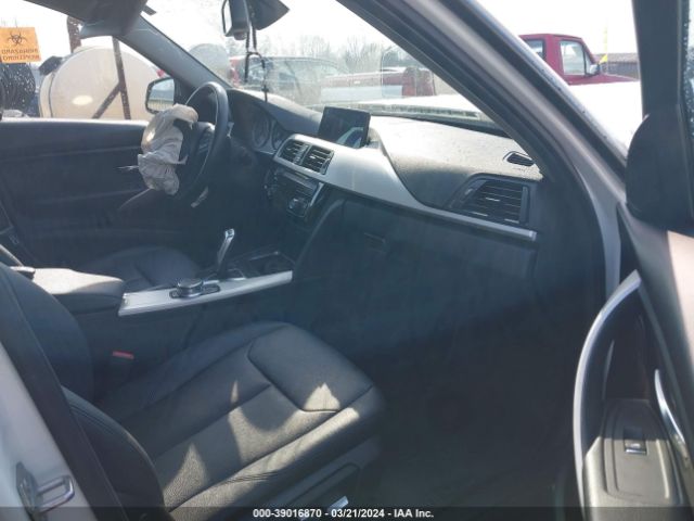 WBA8A3C53JA492220 BMW 320i Xdrive