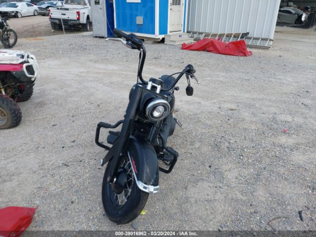 2023 HARLEY-DAVIDSON FLHCS 1HD1YBK1XPB069984 Photo 4