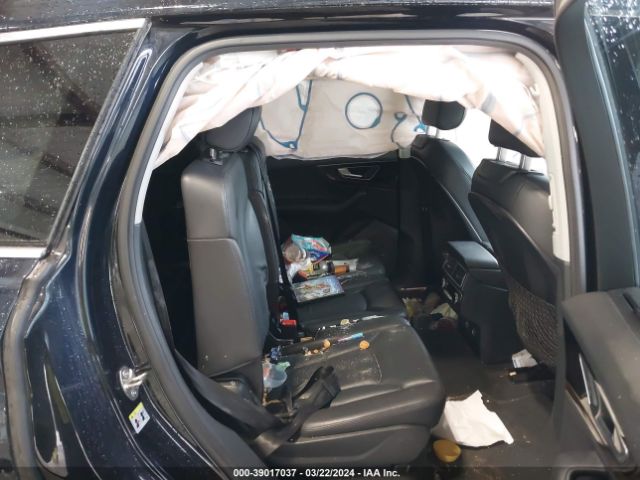 WA1VAAF74JD008233 Audi Q7 3.0t Premium
