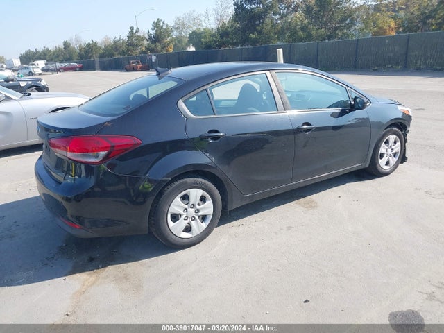 KIA FORTE LX 2018 3KPFL4A72JE249039 Image 4