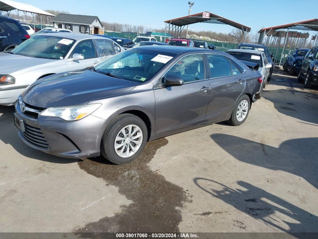 Toyota CAMRY LE 2017 4T1BF1FK7HU718134 Image 2