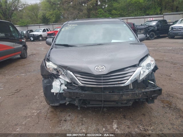 Toyota Sienna Le 8 Passenger 2017 5TDKZ3DC7HS787140 Image 13