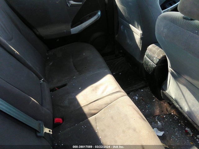 Toyota Prius Two 2015 JTDKN3DU3F1869719 Image 8