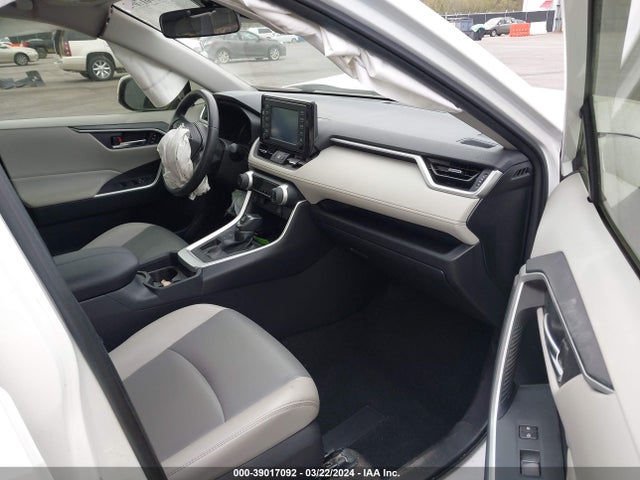 Toyota Rav4 Xle Premium 2019 JTMC1RFV5KD029877 Image 5