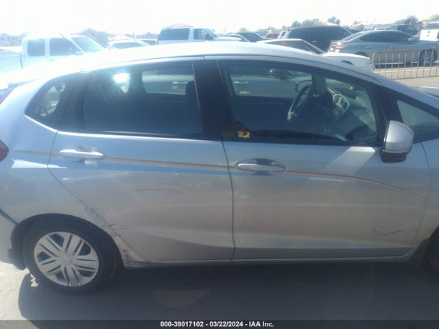 Honda FIT LX 2020 3HGGK5H49LM716010 Image 13