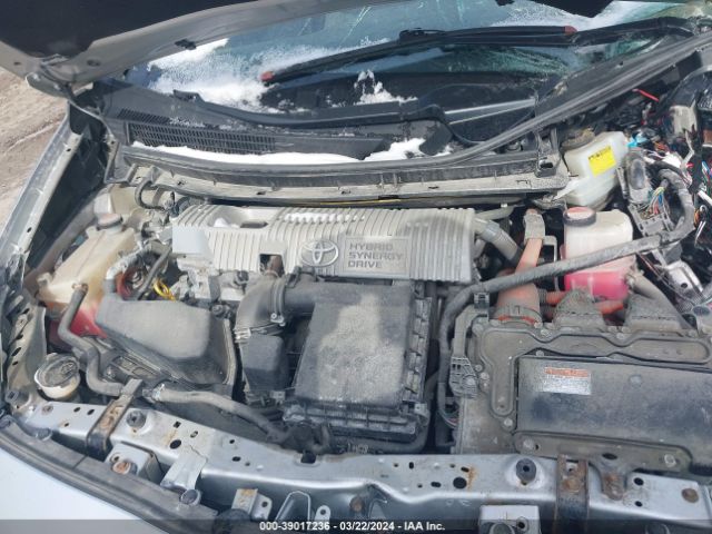 JTDKN3DU6F0427636 Toyota Prius Two