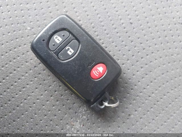 JTDKN3DU6F0427636 Toyota Prius Two