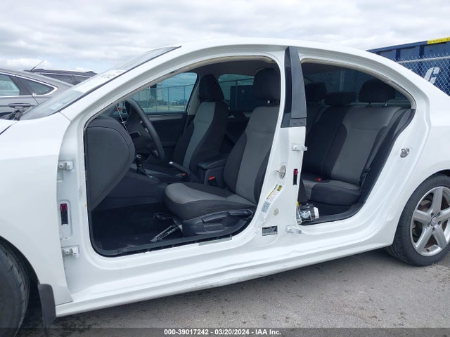3VW167AJ4JM250050 Volkswagen Jetta 1.4t S