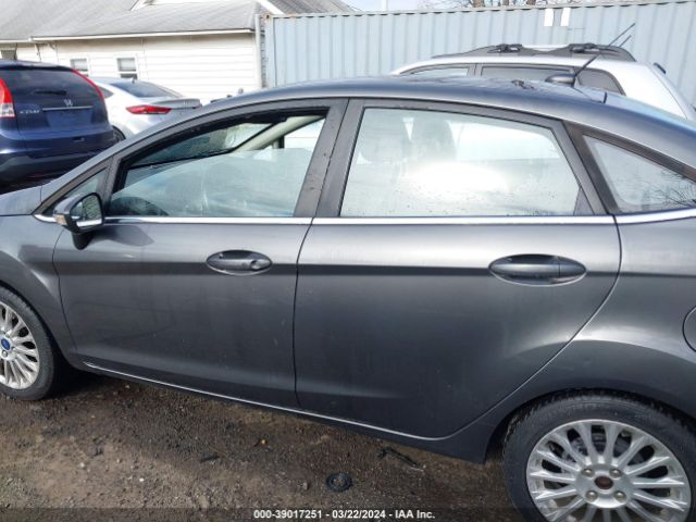 3FADP4CJ9FM225666 Ford Fiesta Titanium