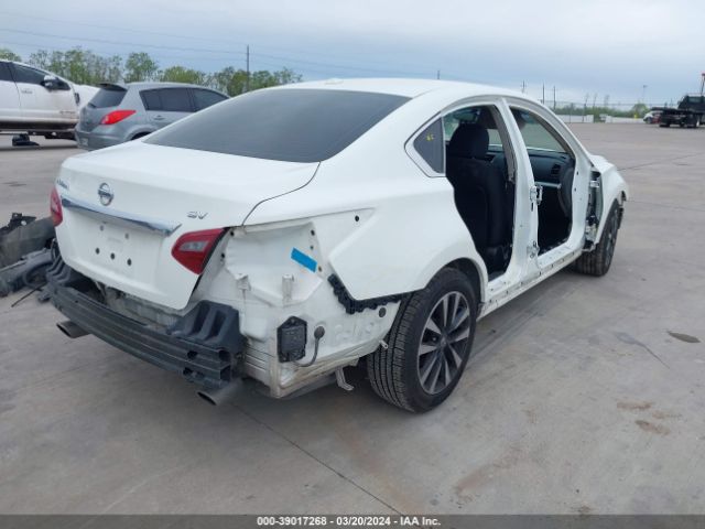 1N4AL3AP1JC171208 Nissan Altima 2.5 Sv