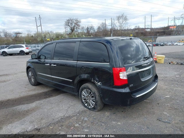 2C4RC1CG9GR166157 Chrysler Town & Country Touring-l Anniversary Edition