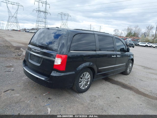 2C4RC1CG9GR166157 Chrysler Town & Country Touring-l Anniversary Edition