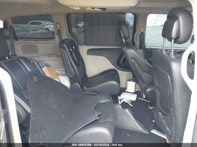 2C4RC1CG9GR166157 Chrysler Town & Country Touring-l Anniversary Edition