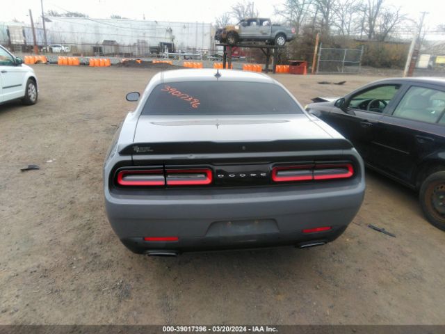 2C3CDZAG8HH598397 Dodge Challenger Sxt Plus