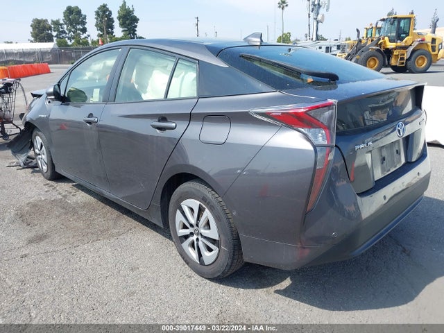 Toyota Prius Two 2017 JTDKBRFU8H3572154 Image 3